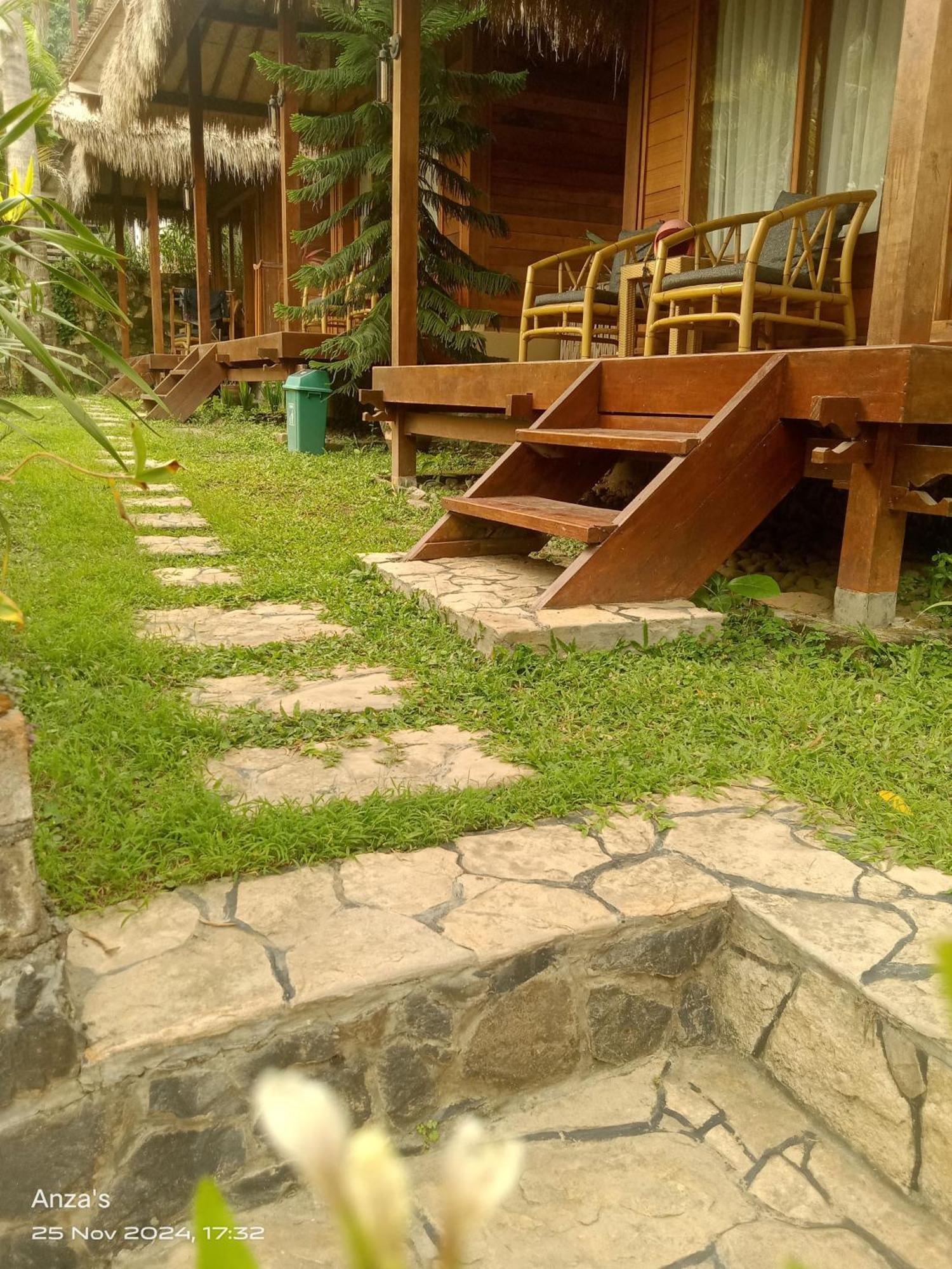 Village Vibes Lombok Kuta  Экстерьер фото