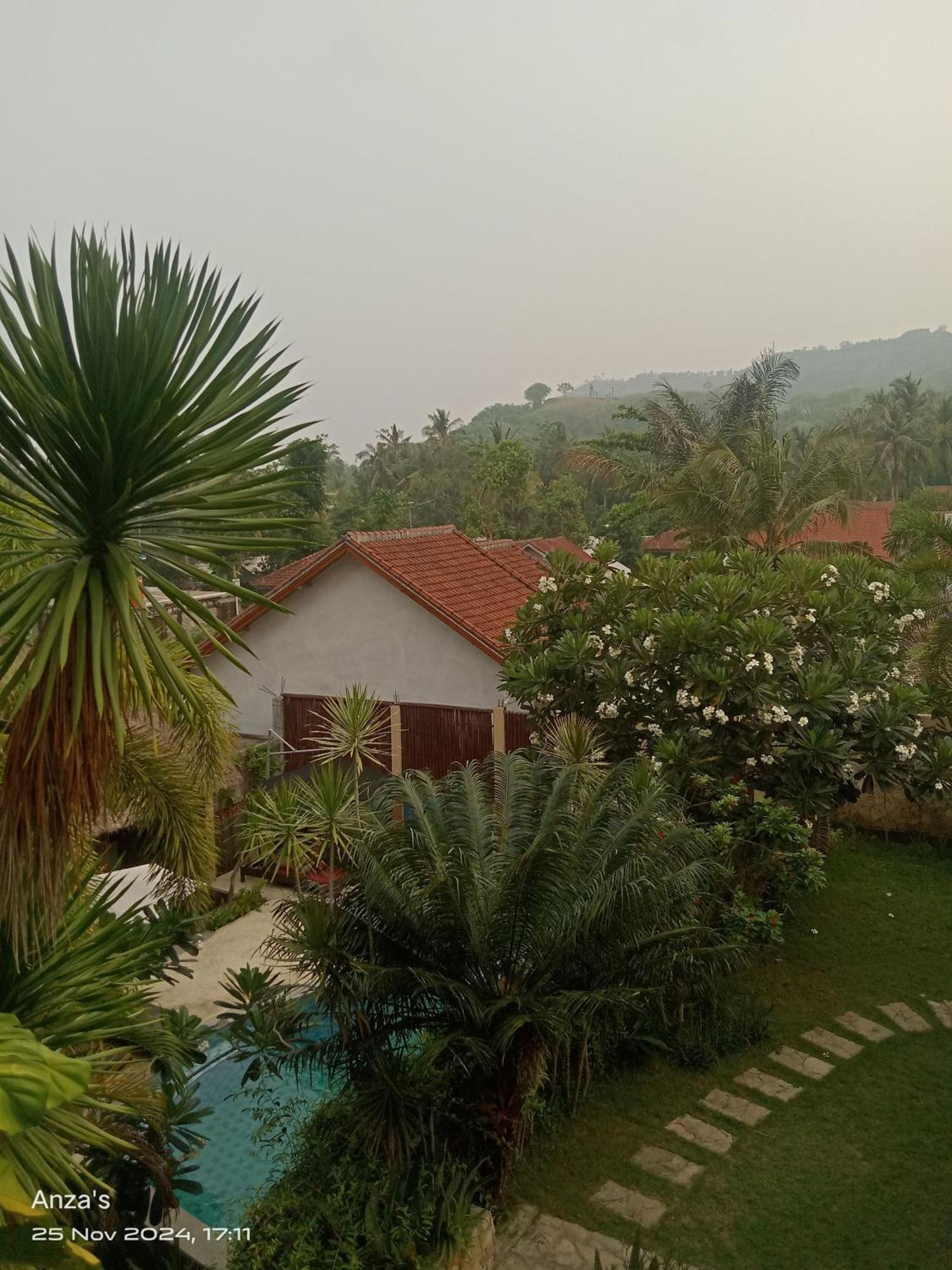 Village Vibes Lombok Kuta  Экстерьер фото