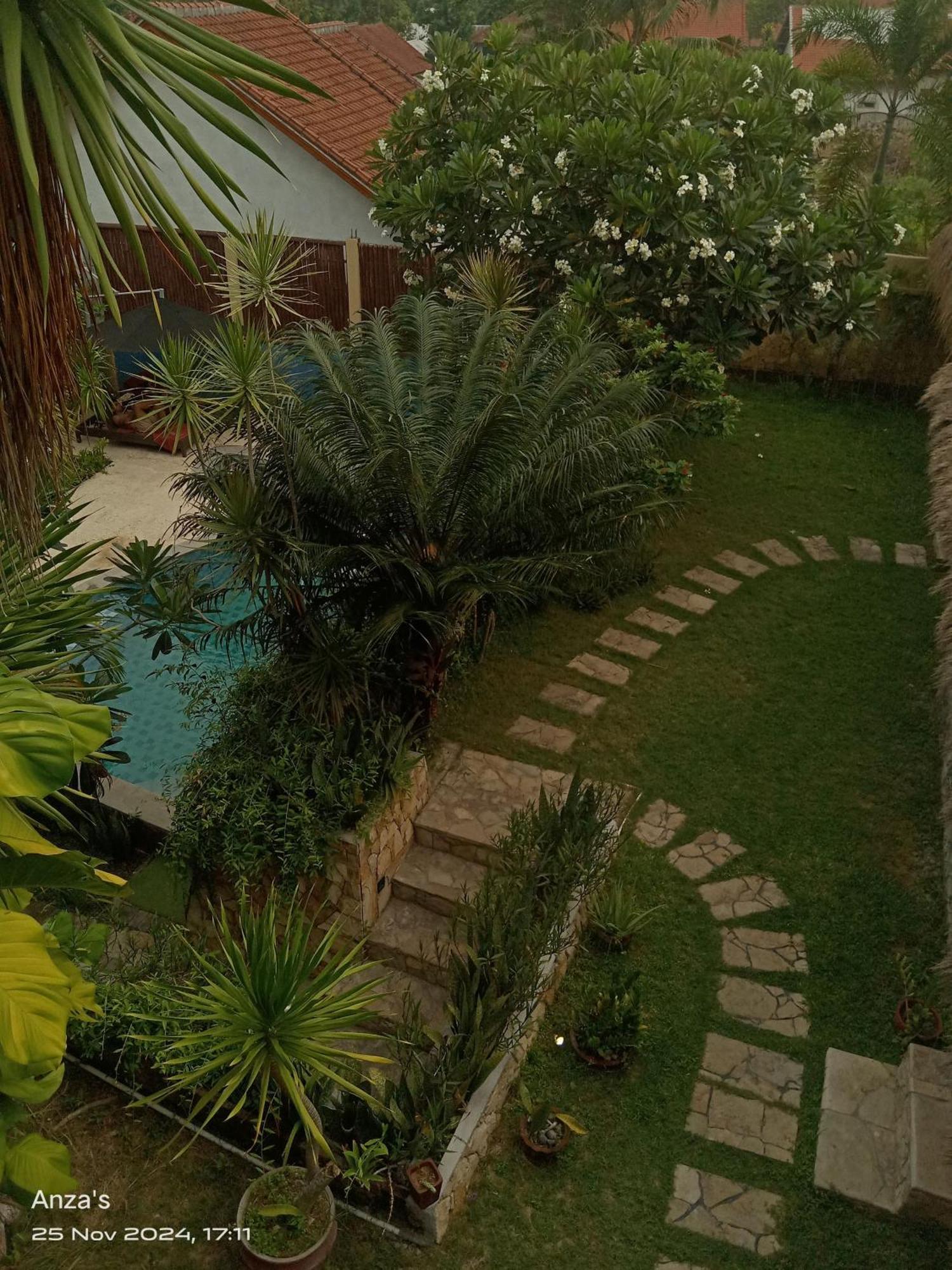 Village Vibes Lombok Kuta  Экстерьер фото